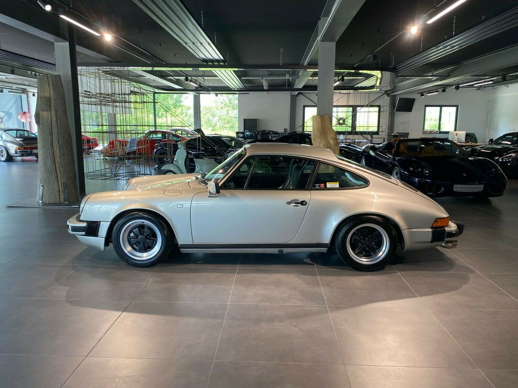 Porsche 911 SC