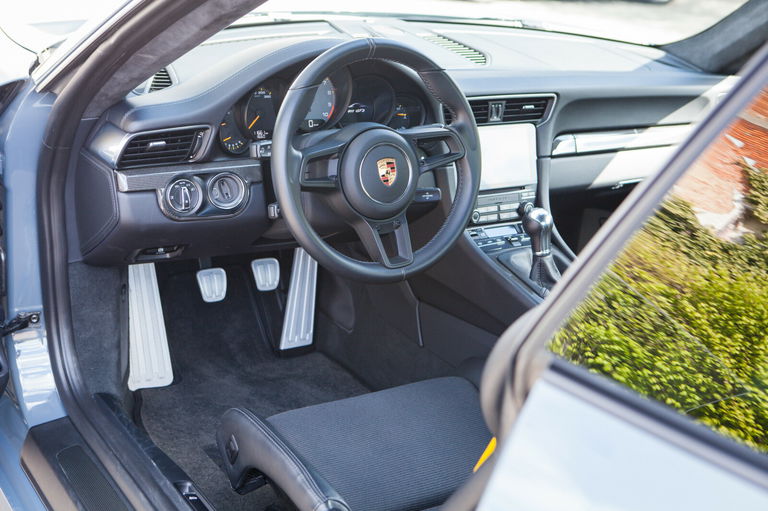 Porsche 991 GT3 Touring