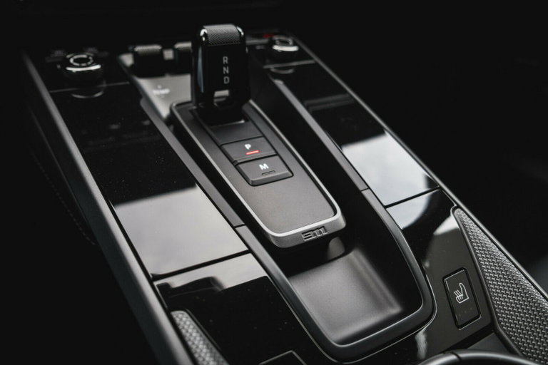 Porsche 992 Carrera