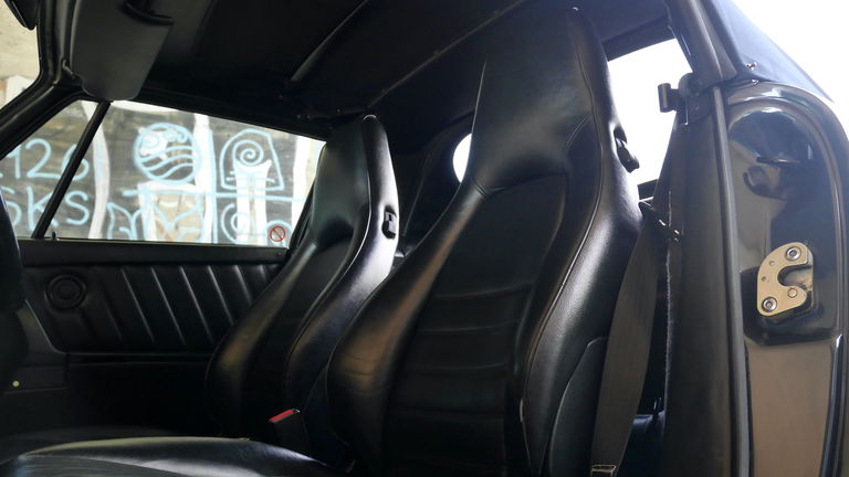 Porsche 911 Carrera 3.2 (KAT)