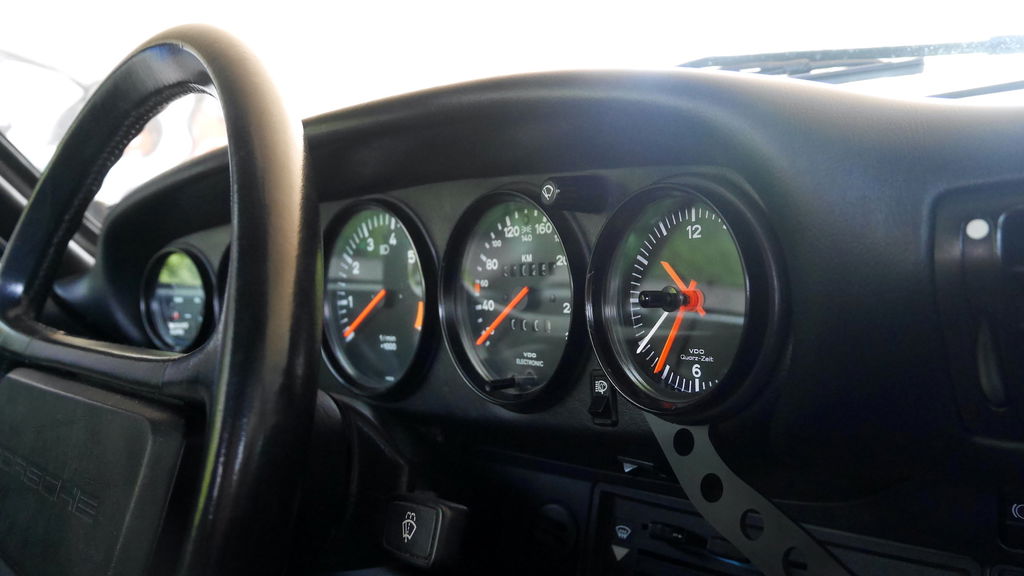 Porsche 911 Carrera 3.2 (KAT)