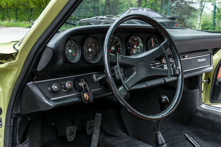 Porsche 911 S (F-Modell)