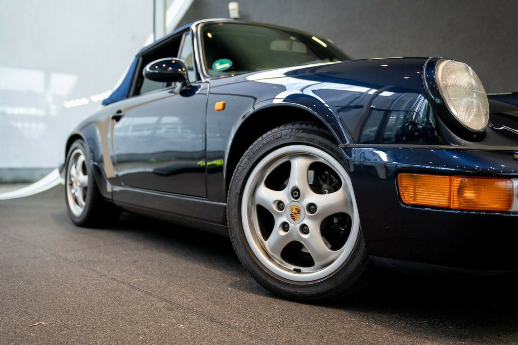 Porsche 964 Carrera 4