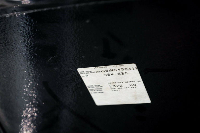 Porsche 964 Carrera 4