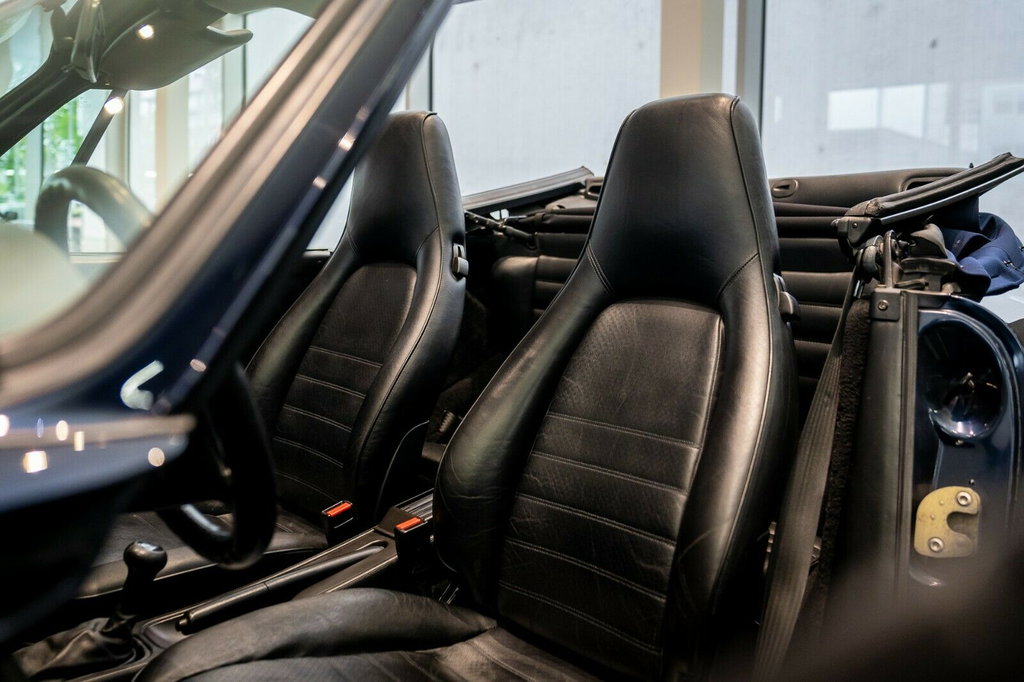 Porsche 964 Carrera 4