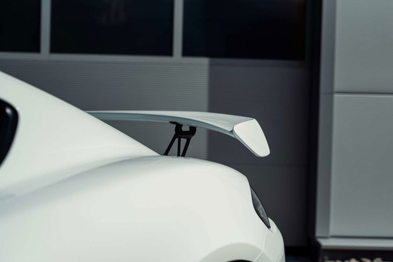 Porsche 718 Cayman GT4