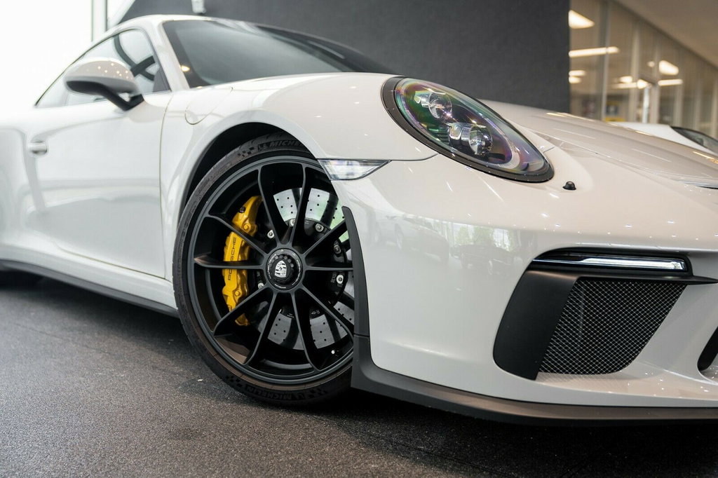 Porsche 991 GT3 Touring