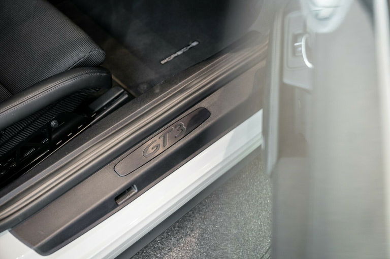 Porsche 991 GT3 Touring