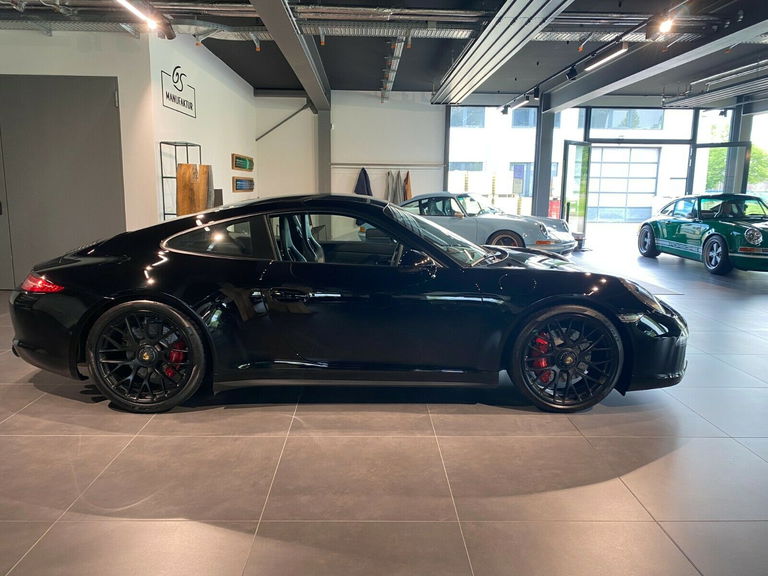 Porsche 991 Carrera GTS