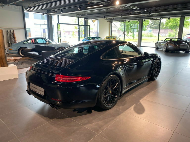 Porsche 991 Carrera GTS