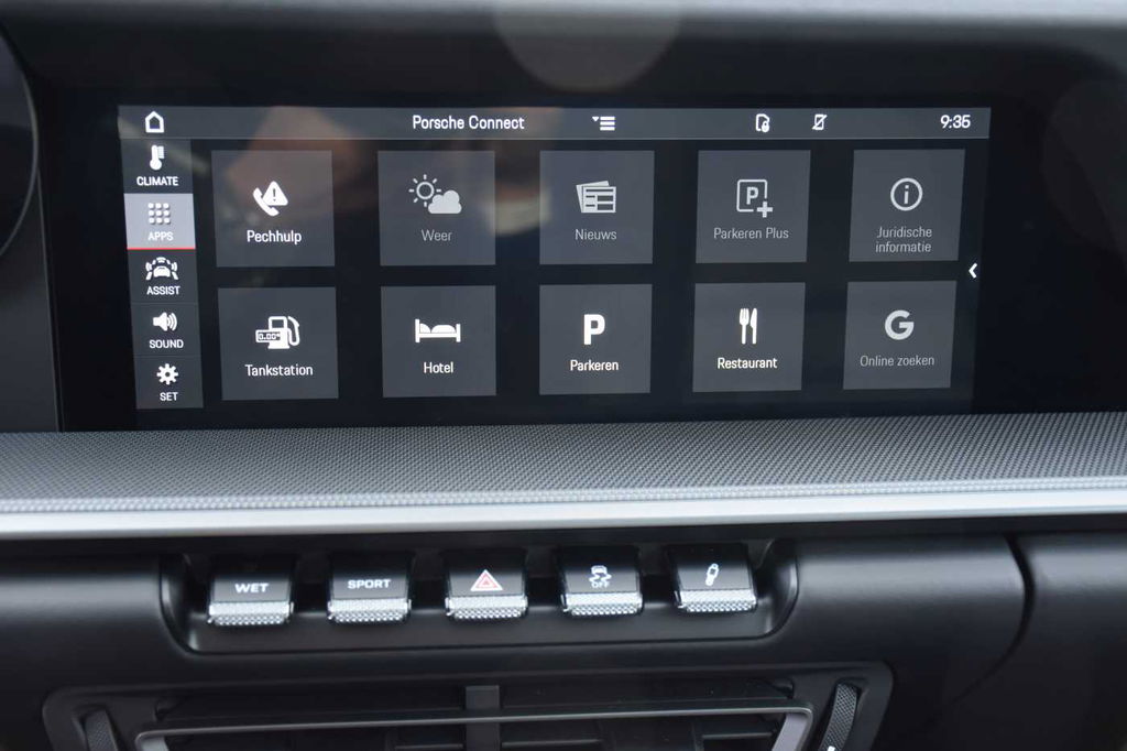 Porsche 992 Carrera 4S