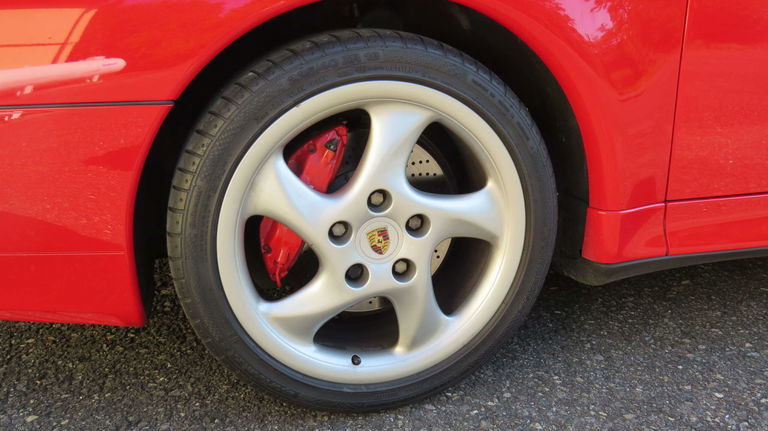 Porsche 993 Carrera 4S