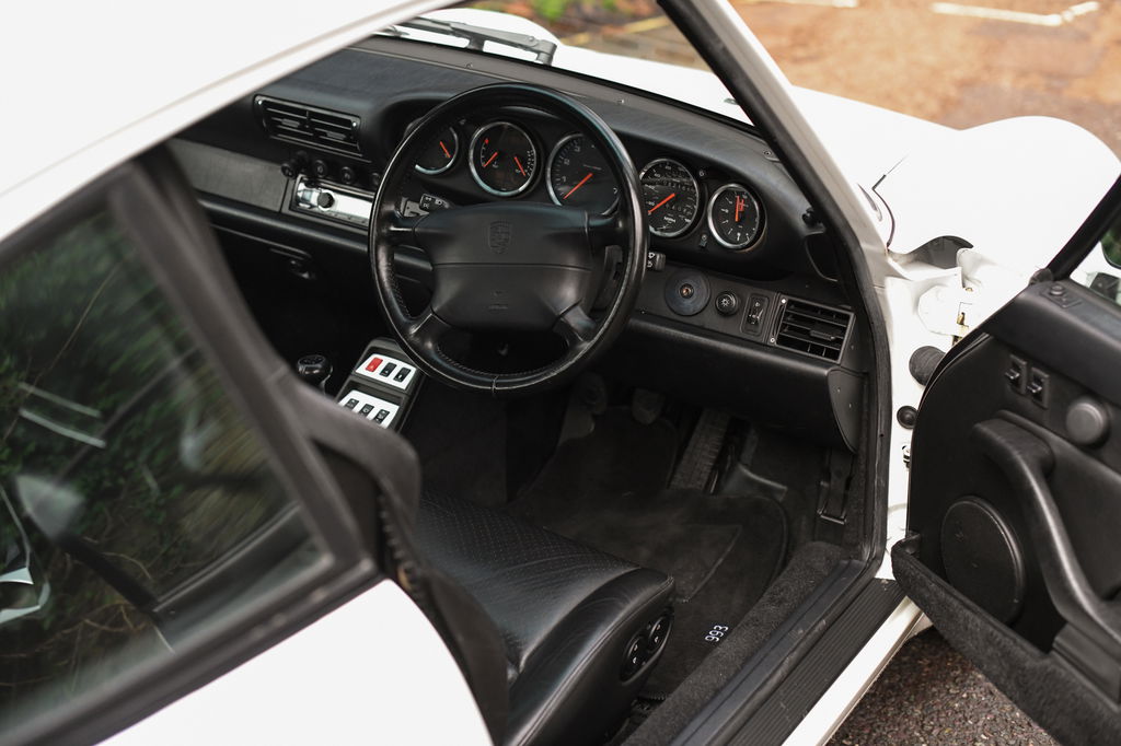 Porsche 993 Carrera