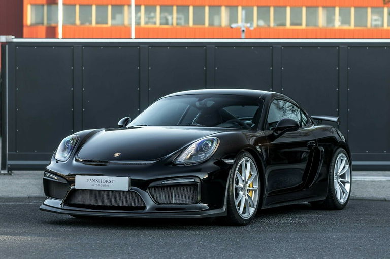 Porsche 981 Cayman GT4