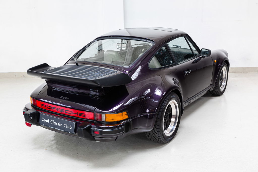 Porsche 911 Turbo 3.3