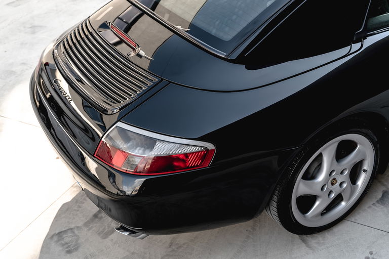 Porsche 996 Carrera