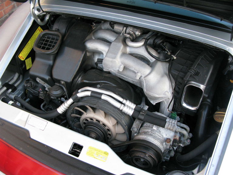 Porsche 993 Carrera 4S