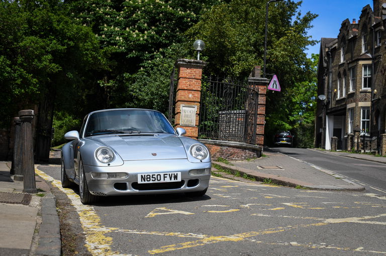 Porsche 993 Carrera 4S