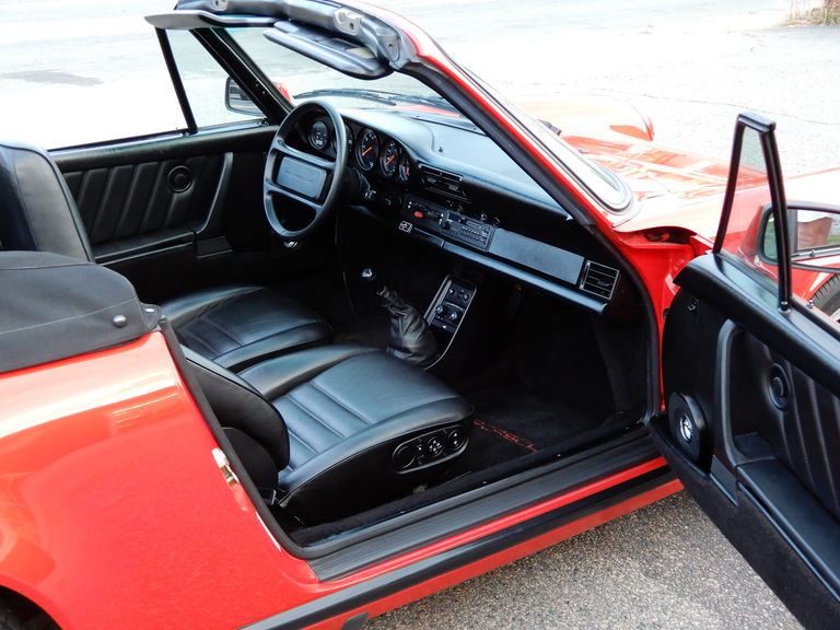 Porsche 911 Carrera 3.2