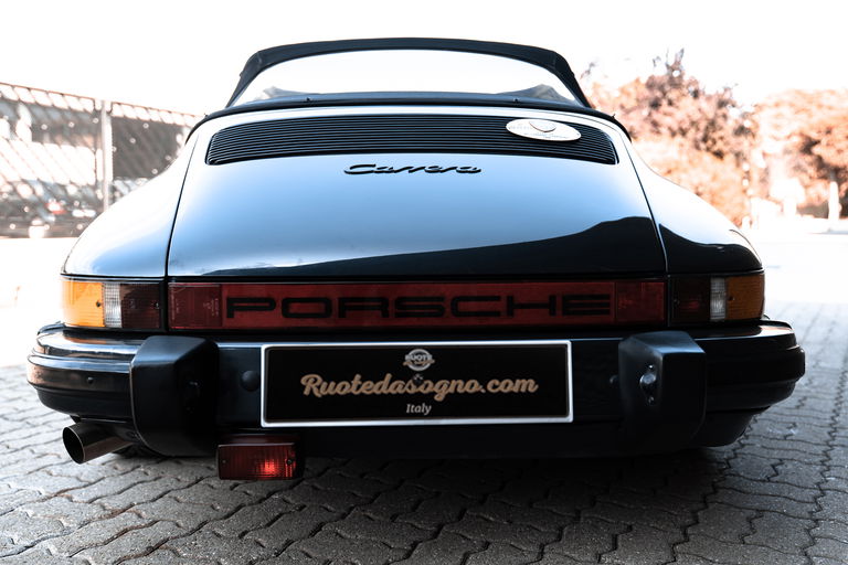 Porsche 911 Carrera 3.2