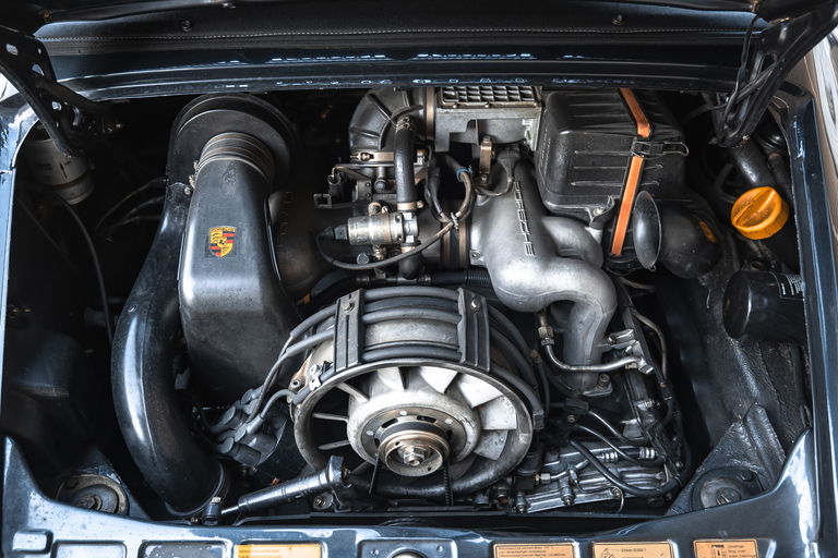 Porsche 911 Carrera 3.2