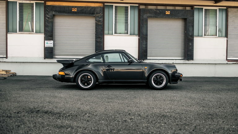 Porsche 911 Turbo 3.3