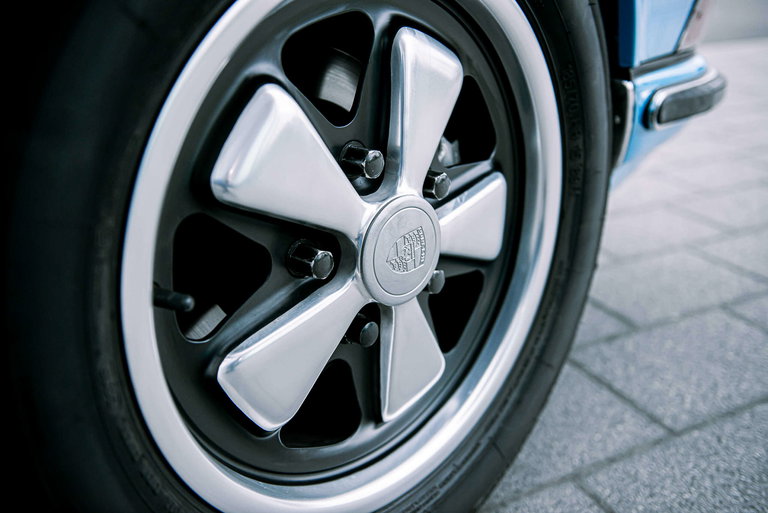 Porsche 911 T