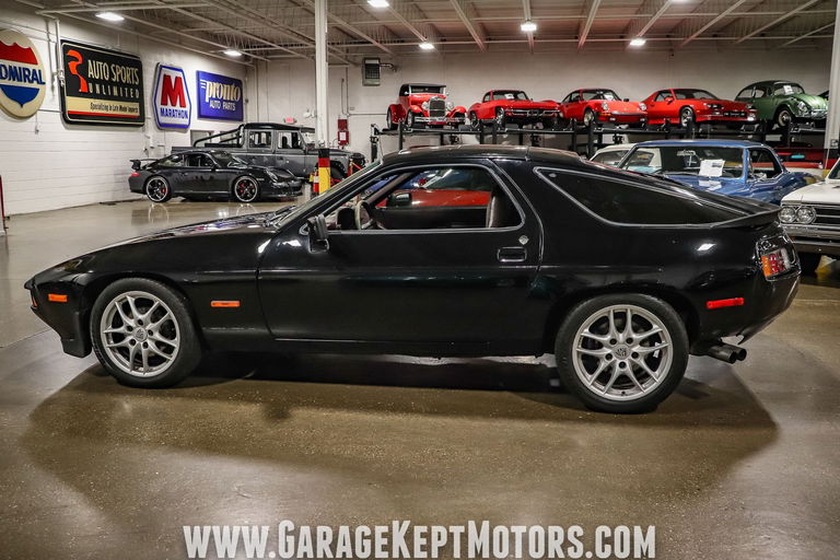 Porsche 928 S