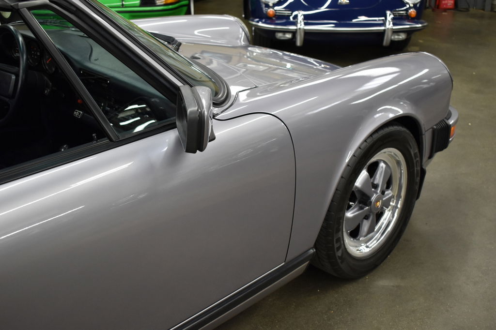 Porsche 911 Carrera 3.2 (US)