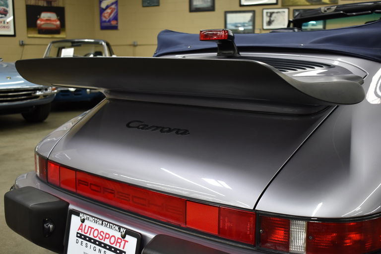 Porsche 911 Carrera 3.2 (US)