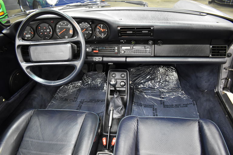 Porsche 911 Carrera 3.2 (US)