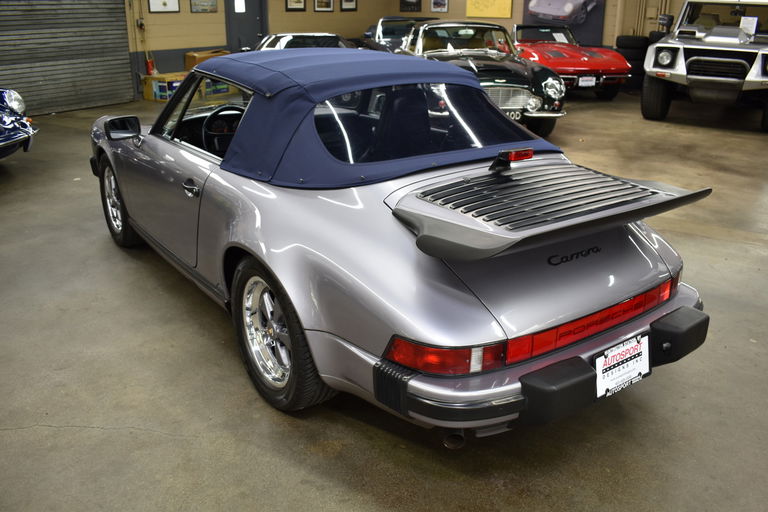 Porsche 911 Carrera 3.2 (US)
