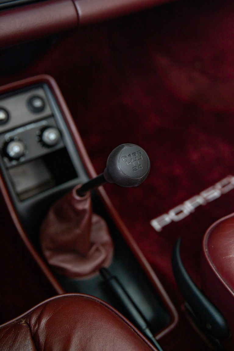 Porsche 911 Carrera 3.2 (US)