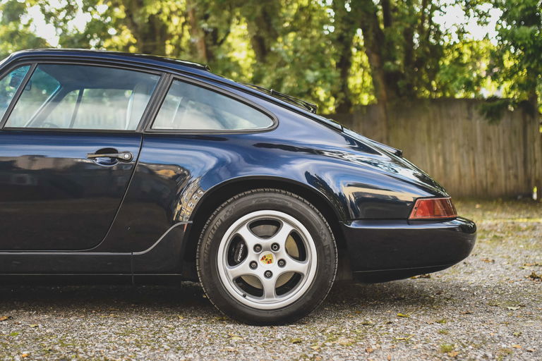 Porsche 964 Carrera 4