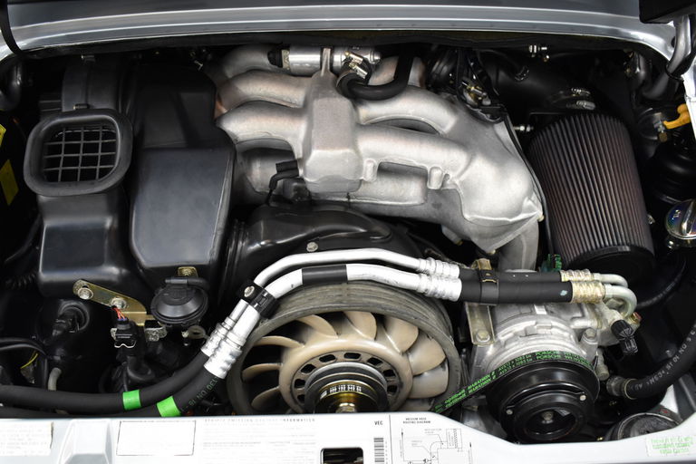 Porsche 993 Carrera 4S