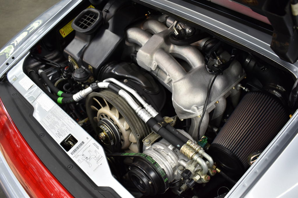 Porsche 993 Carrera 4S