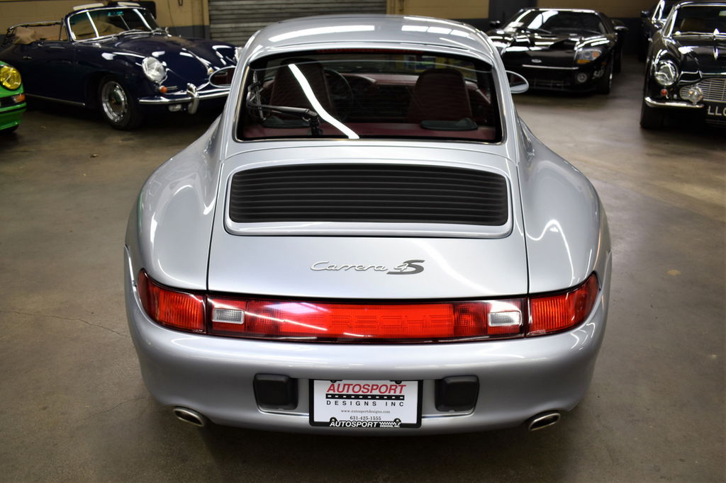 Porsche 993 Carrera 4S