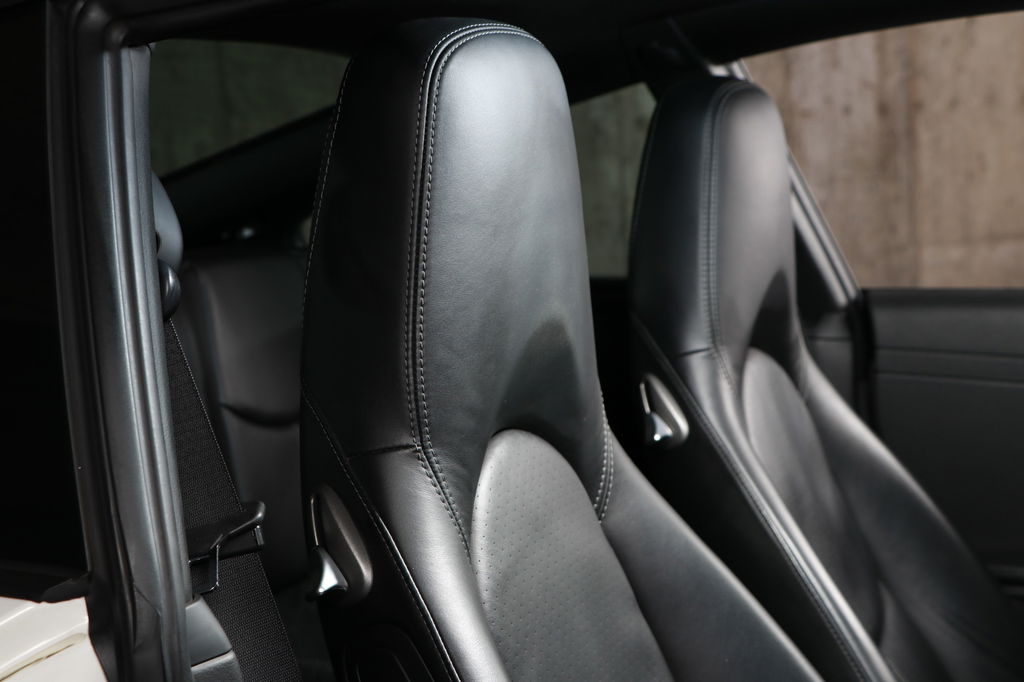 Porsche 997.2 Carrera GTS