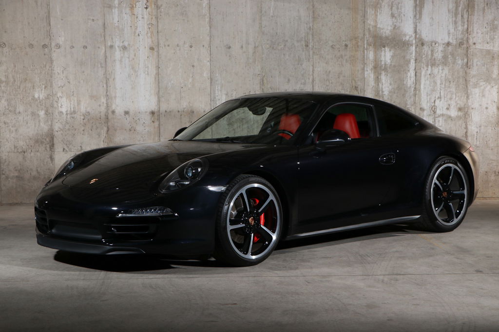 2015 PORSCHE 911 CARRERA 4S in Jet Black Metallic for sale!