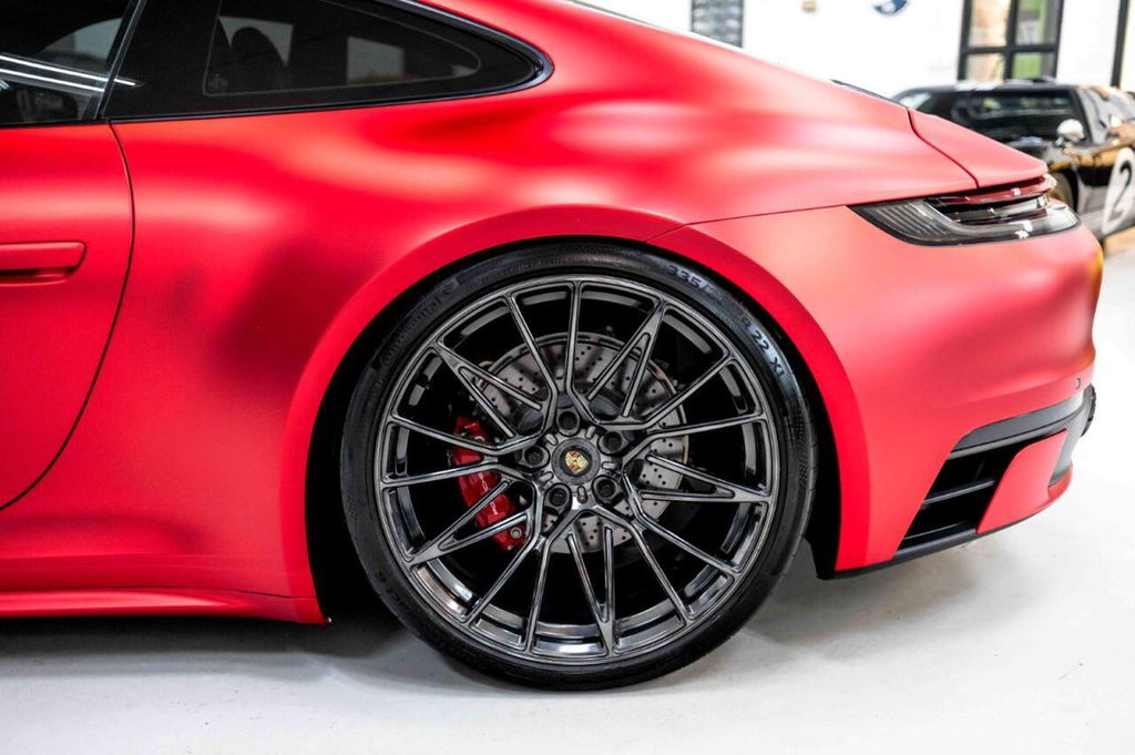 Porsche 992 Carrera 4S