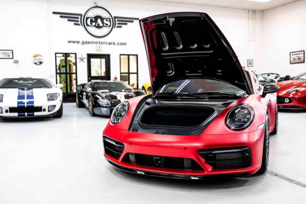 Porsche 992 Carrera 4S