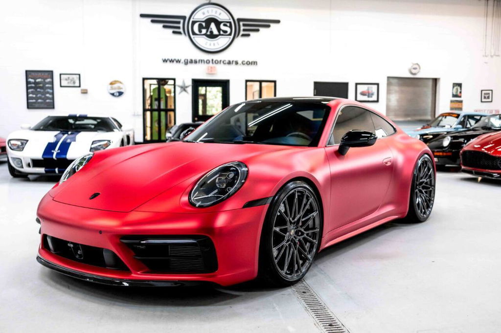 Porsche 992 Carrera 4S