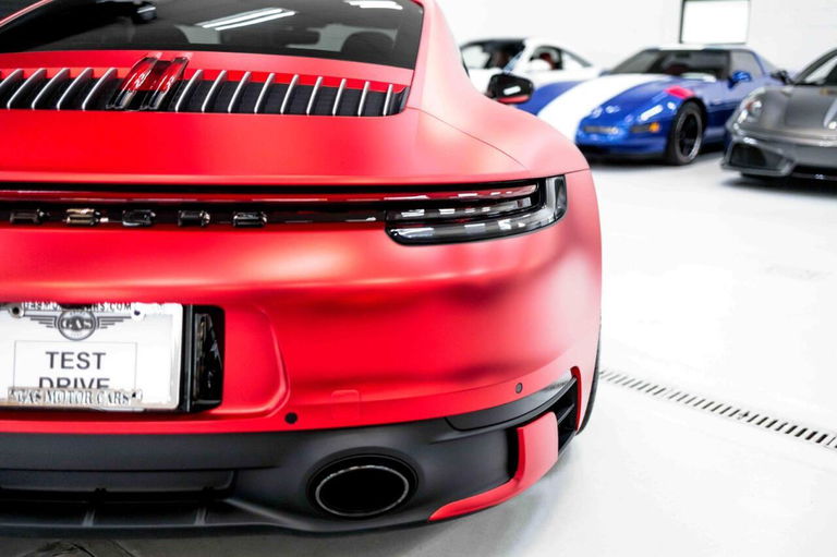 Porsche 992 Carrera 4S