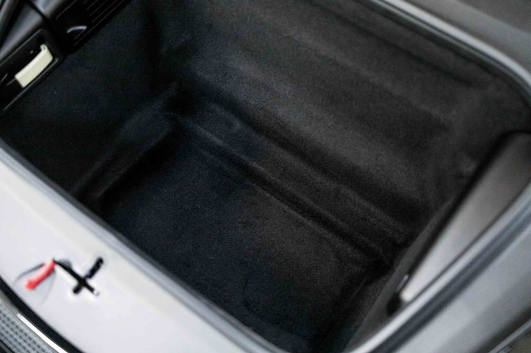 Porsche 718 Cayman GT4