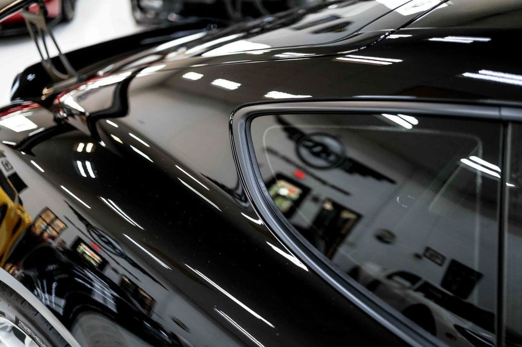 Porsche 718 Cayman GT4