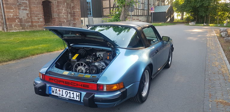 Porsche 911 Carrera 3.2