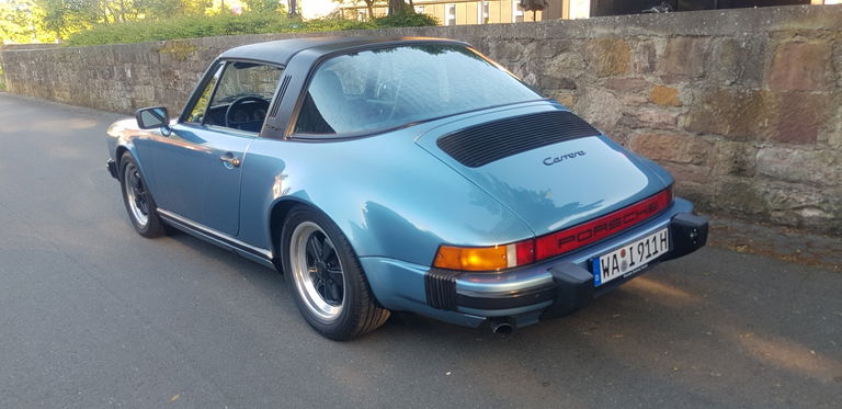 Porsche 911 Carrera 3.2