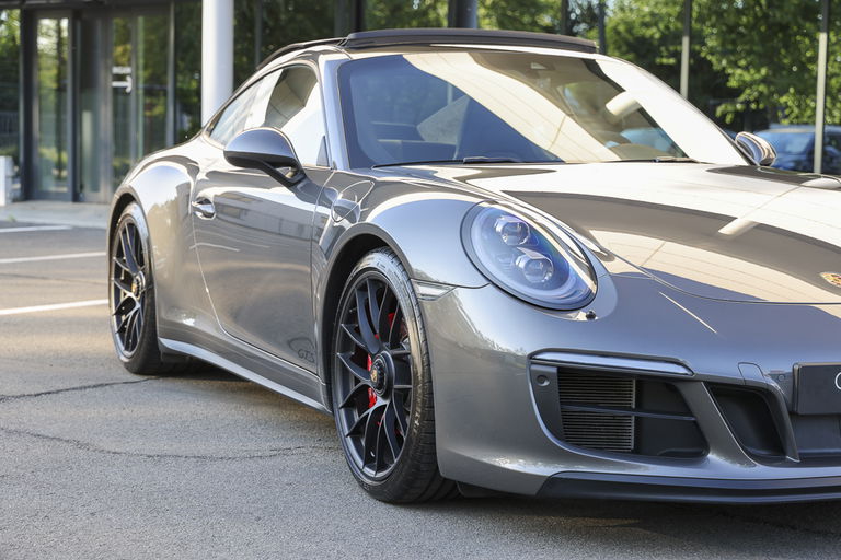 Porsche 991.2 Carrera 4 GTS