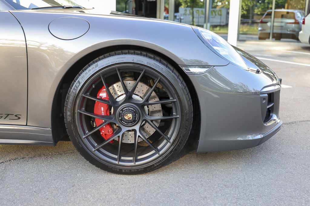 Porsche 991.2 Carrera 4 GTS