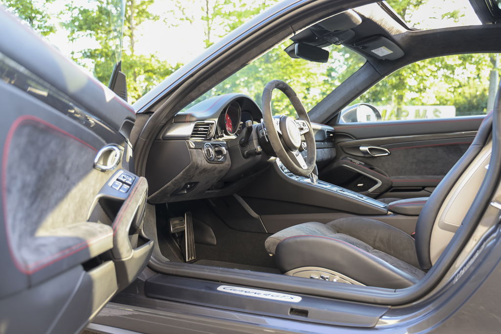 Porsche 991.2 Carrera 4 GTS